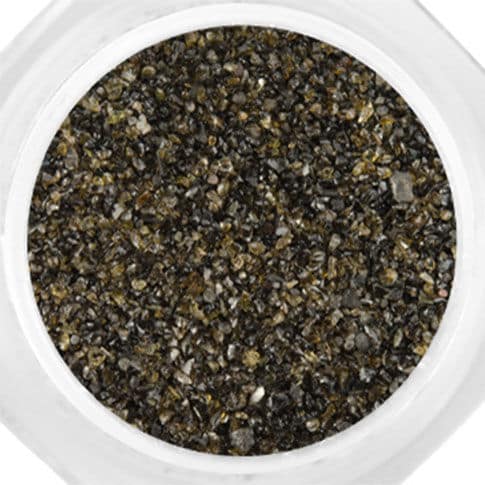 Színezett homok díszítéshez....