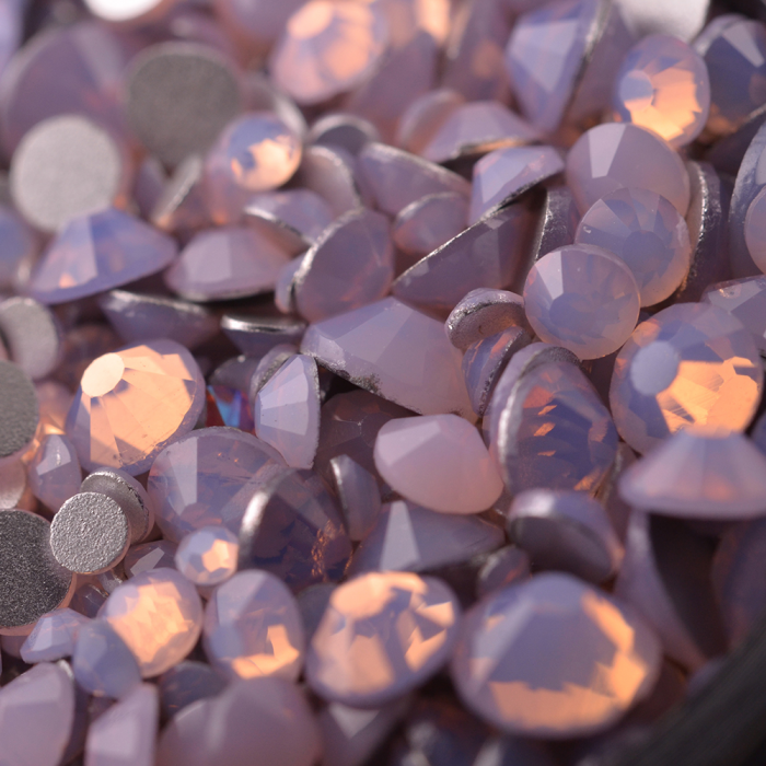 Strasszkő 38 opal pink